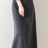 Executive Wool Skirt