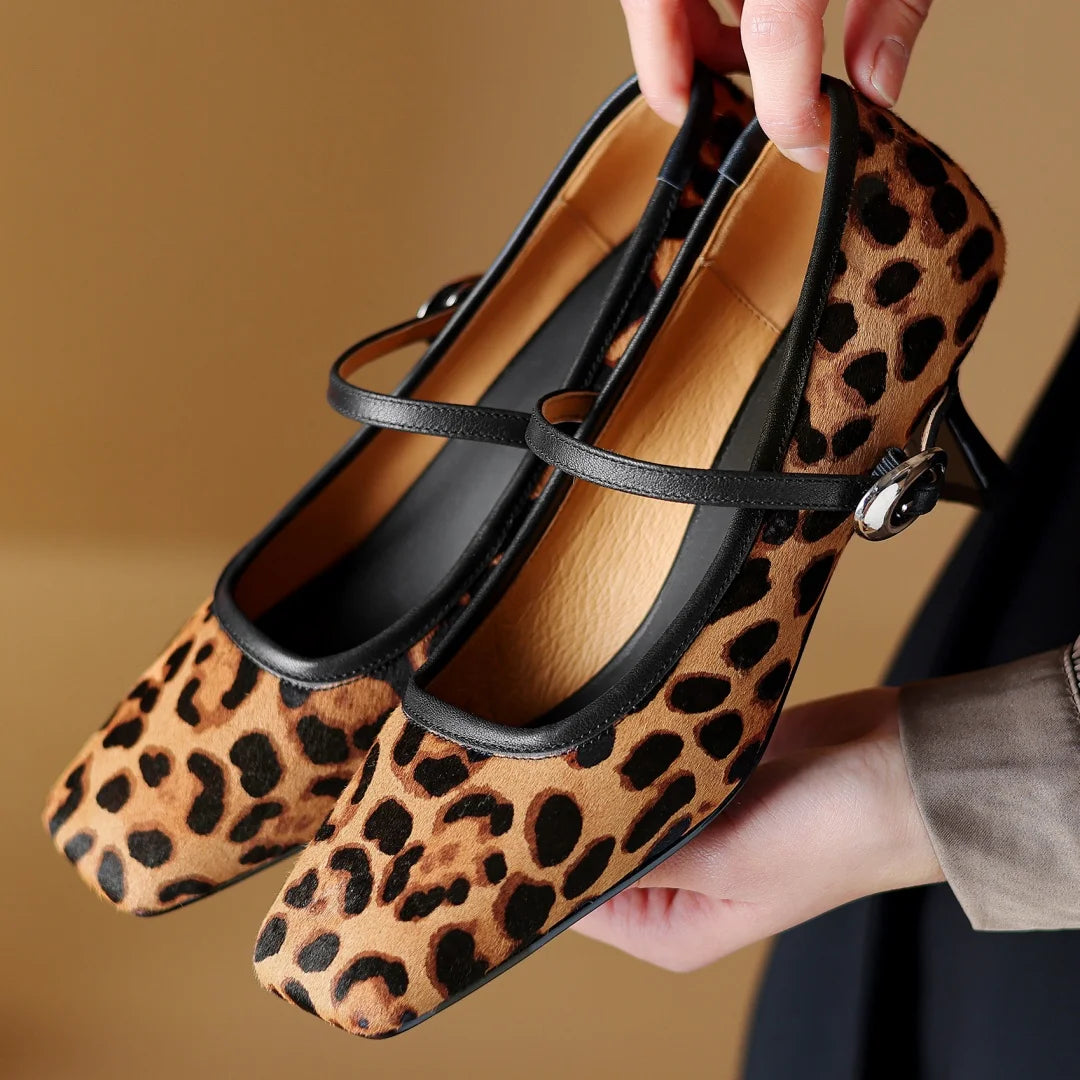 Leopards Step Mid-Heels