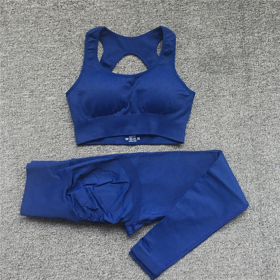 Arielle Crop Finesse Set