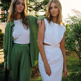 The Clean Crop Linen Top