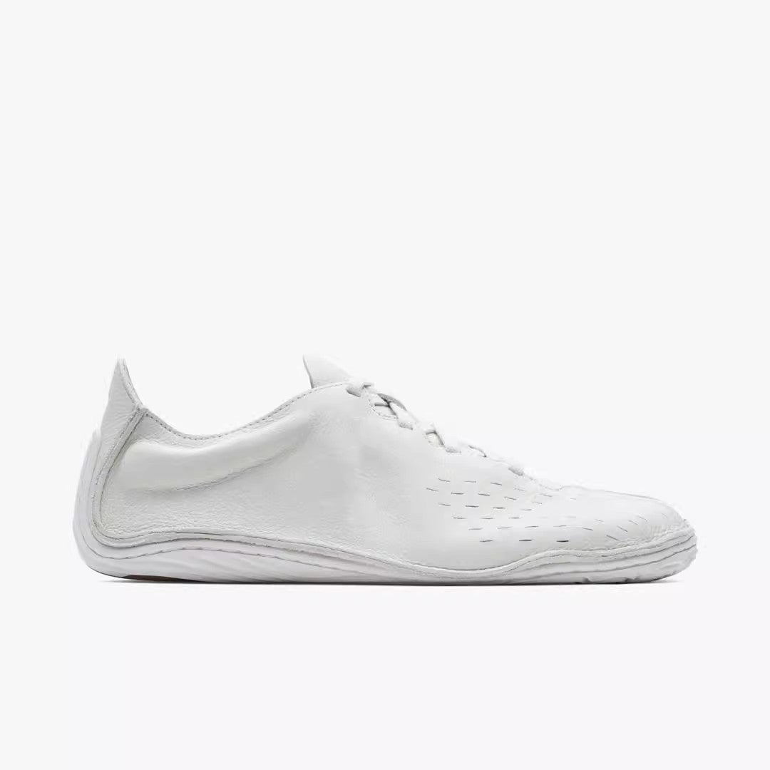 Rover Unisex Walking Sneaker