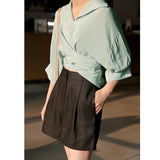The Tailored Linen Short