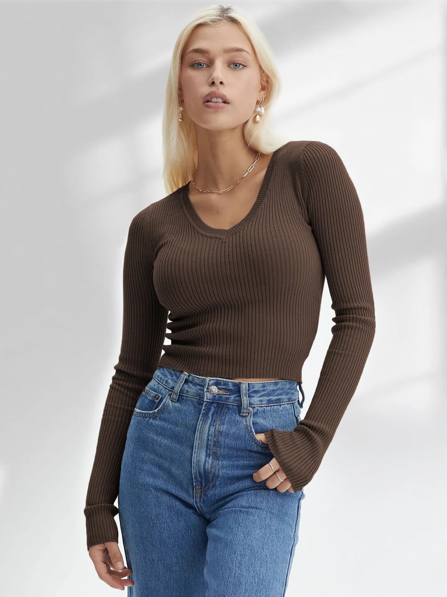 Mysa V-Neck