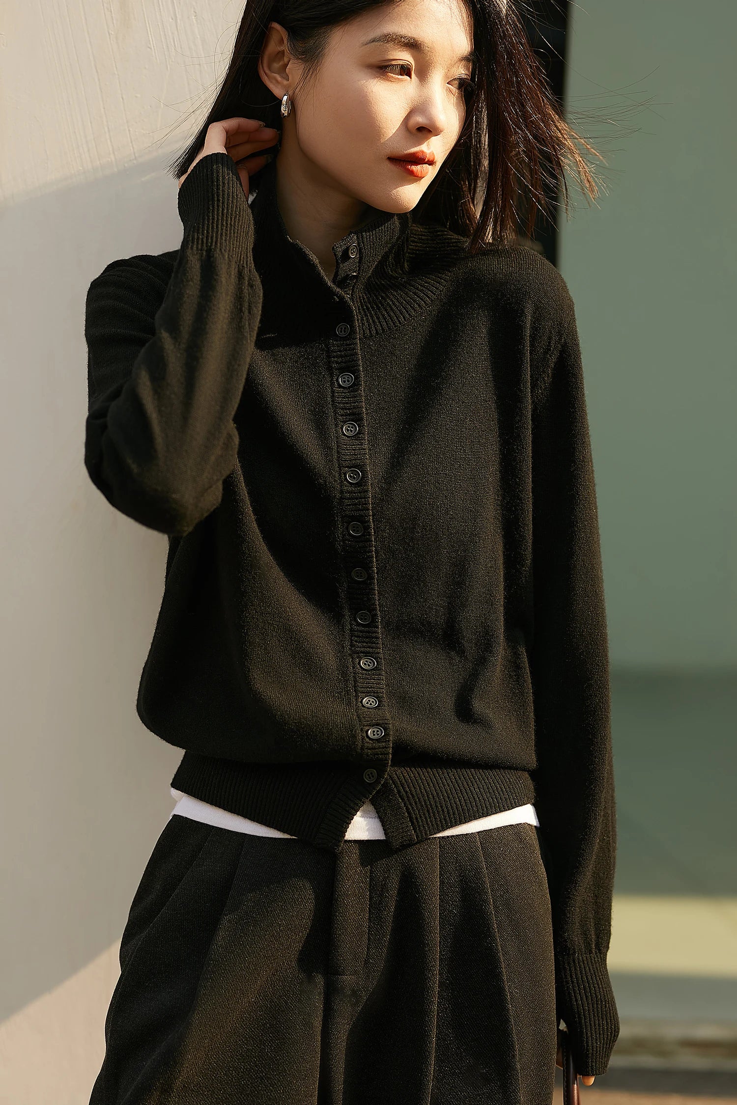 Vercelli Cashmere Button Sweater