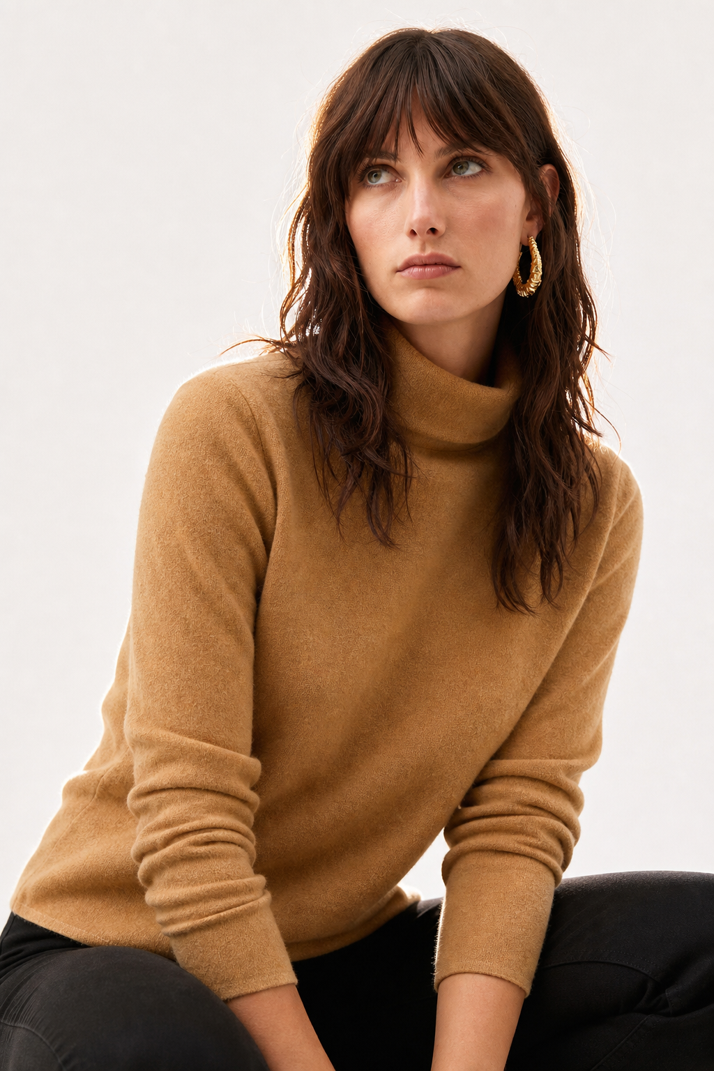 Victoria Mot'e Cashmere Turtleneck — Vintage, banana_republic product shot