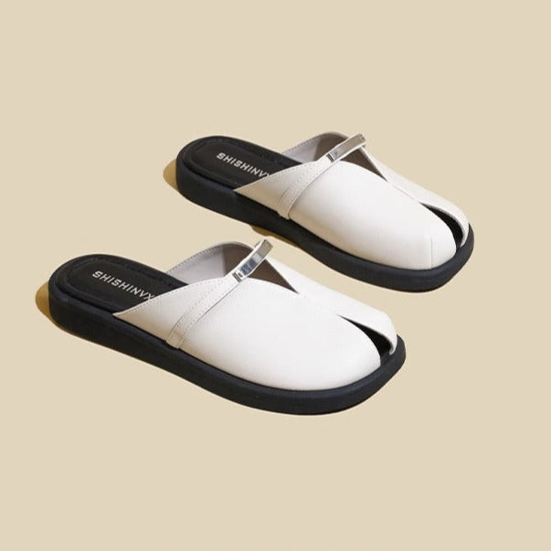 Selma Split-Toe Slides