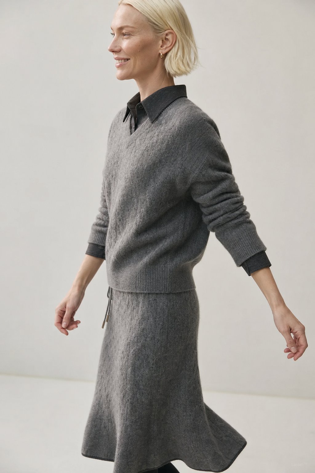 Ondine V-Neck Cashmere Pullover — Grey, banana_republic product shot