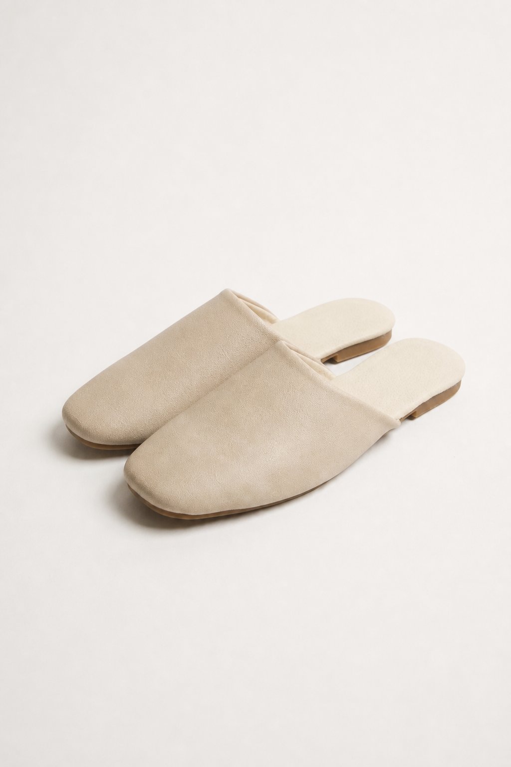 Milan Italian leather Mules — Beige, studio product shot