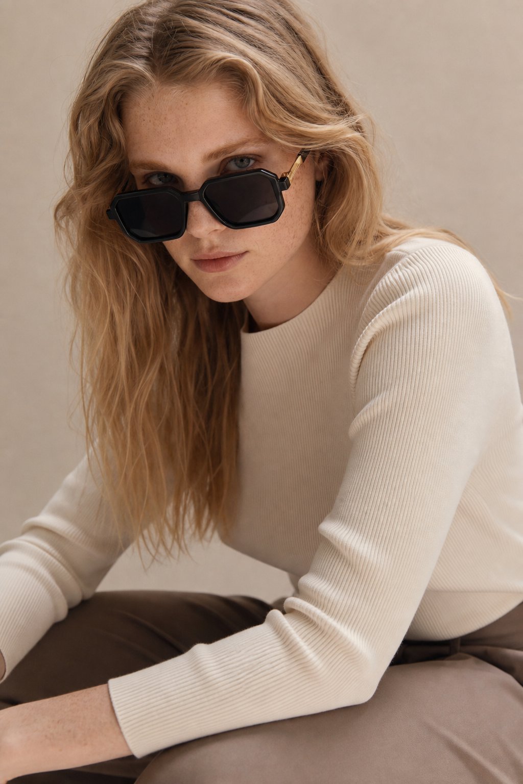 Stark Square Retro Shades — Black, studio product shot