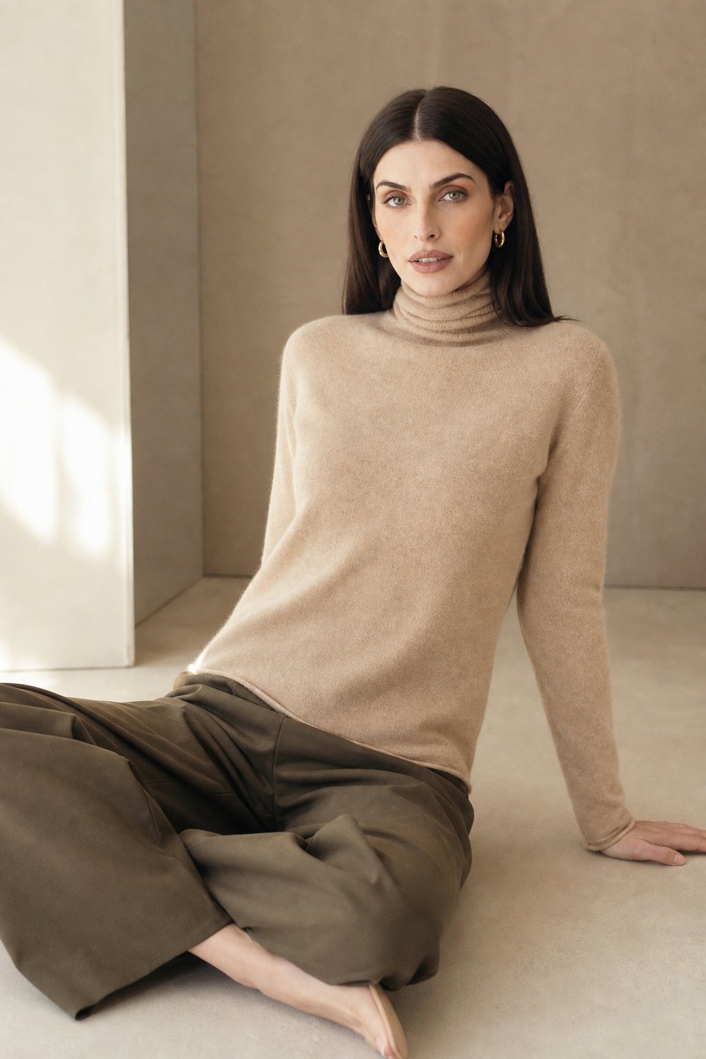 Victoria Mot'e Cashmere Turtleneck, banana_republic product shot