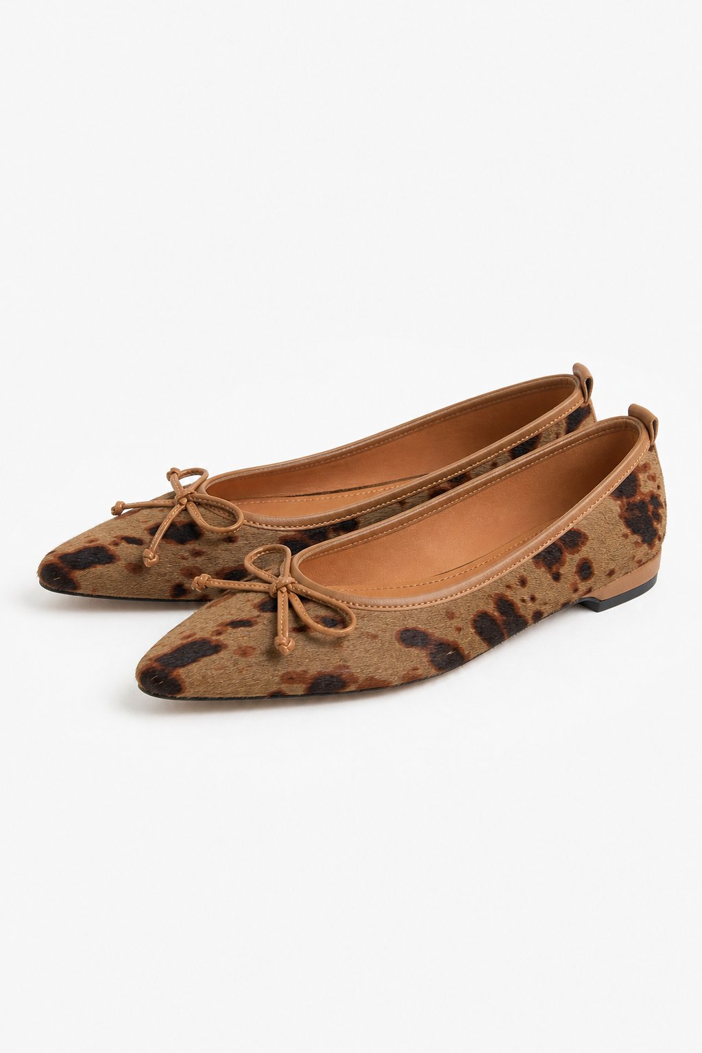 Wren Bow Flats — Brown, studio product shot